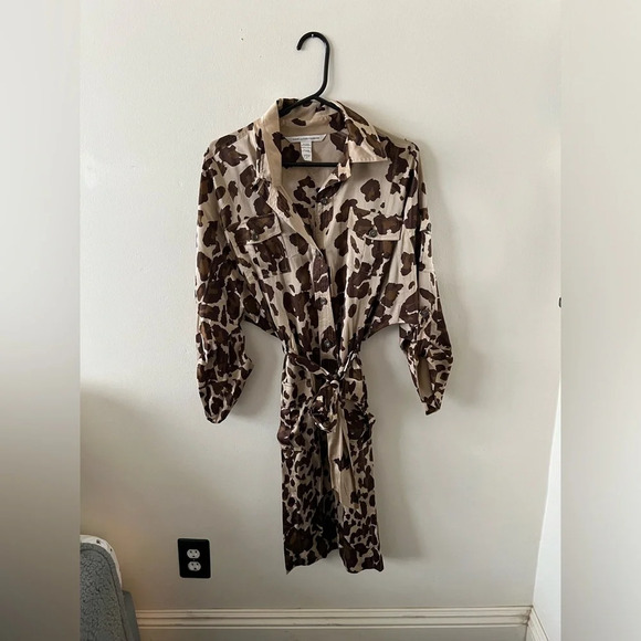 Diane Von Furstenberg Animal Tortoise Leopard Brown Silk Shirt Dress sz 10 EUC - Picture 4 of 11